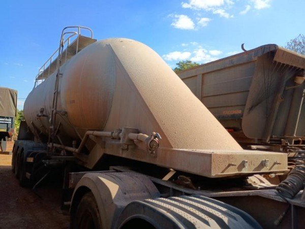 Semi Reboque Silo