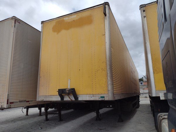 Semi Reboque Furgão Alumínio