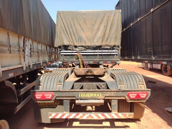 SEMI REBOQUE GRANELEIRA