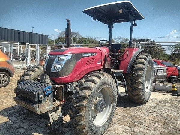 SOLIS TRATOR AGRICOLA